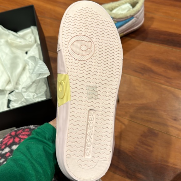 COACH NIB CITYSOLE WOMENS SKATE SNOW SNEAKERS PASTEL PINK SIGNATURE SIZE 7.5B - Picture 5 of 11